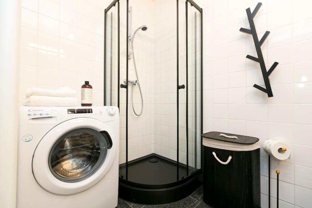 Piekne, Przestronne Mieszkanie Przy Placu Teatralnym. Apartment