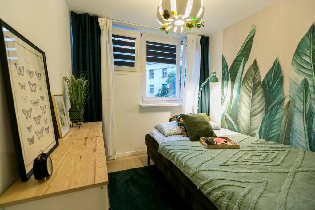 Piekne, Przestronne Mieszkanie Przy Placu Teatralnym. Apartmán Varšava