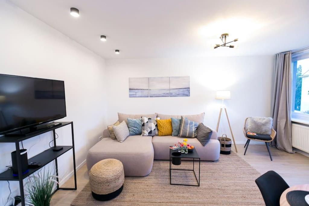 Piekne, Przestronne Mieszkanie Przy Placu Teatralnym. Apartmán